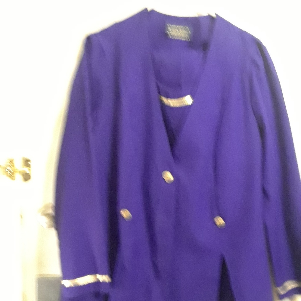 Dress pants suit